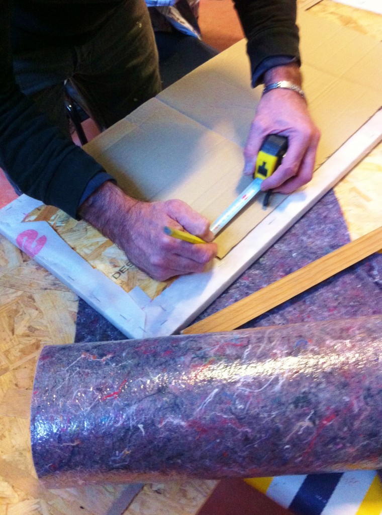Fabriquer un paravent thermique pour s'isoler d'une paroi froide.